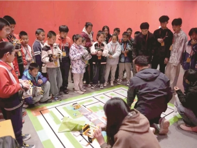 <br>          ■学生数字素养提升实践竞赛活动现场<br><br>        