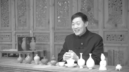 <br>          ■<br>张志忠用四十年光阴守护着邢窑的窑火<br><br>        