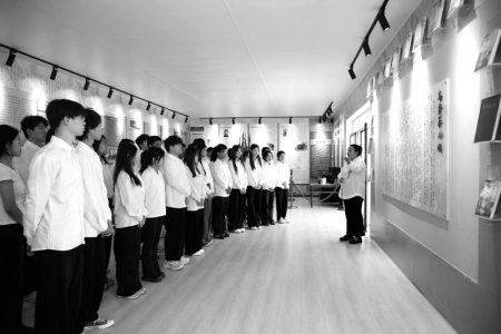 <br> ■教学现场 ■供图/保定理工学院<br><br>