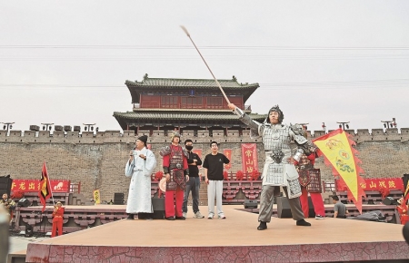 <br>          ■5月1日，“子龙出征”常山战鼓非遗技艺沉浸式互动体验活动热闹进行中 ■摄/河北日报记者史晟全<br><br>        