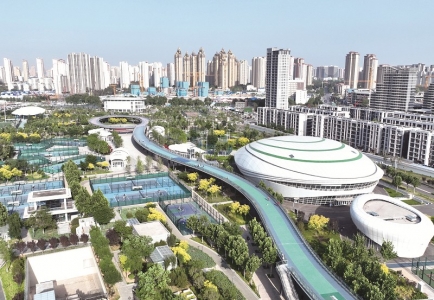 <br>          ■石家庄高铁片区中央绿色体育公园如今已成为市民观光游玩、休闲健身的打卡地 ■供图/新华社<br><br>        